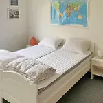 3 Bedroom Awesome In *