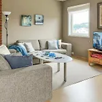 3 Bedroom Awesome In * Mandal