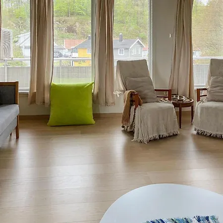 Semesterbostad Fantastisk Med 3 Sovrum I Mandal