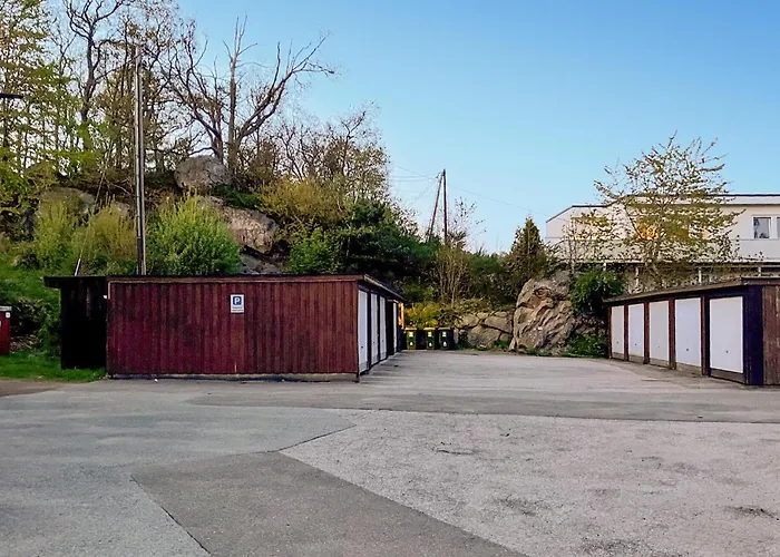 3 Bedroom Awesome In