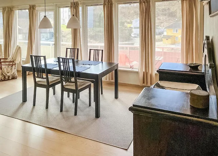 3 Bedroom Awesome In