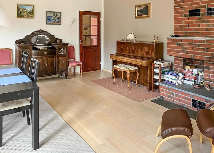 3 Bedroom Awesome In * Mandal